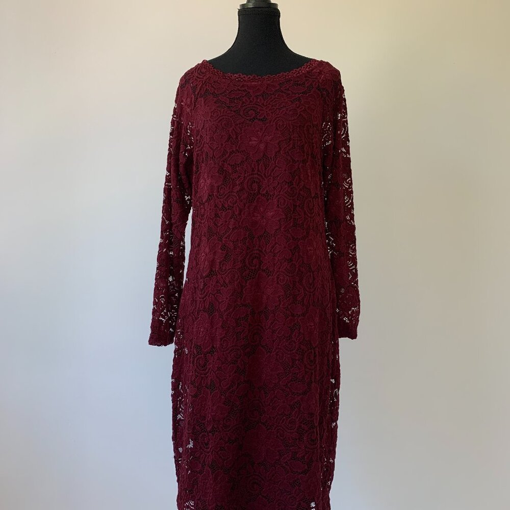 Lily & Lola Burgundy Floral Lace Long-Sleeved Dress - Size XL